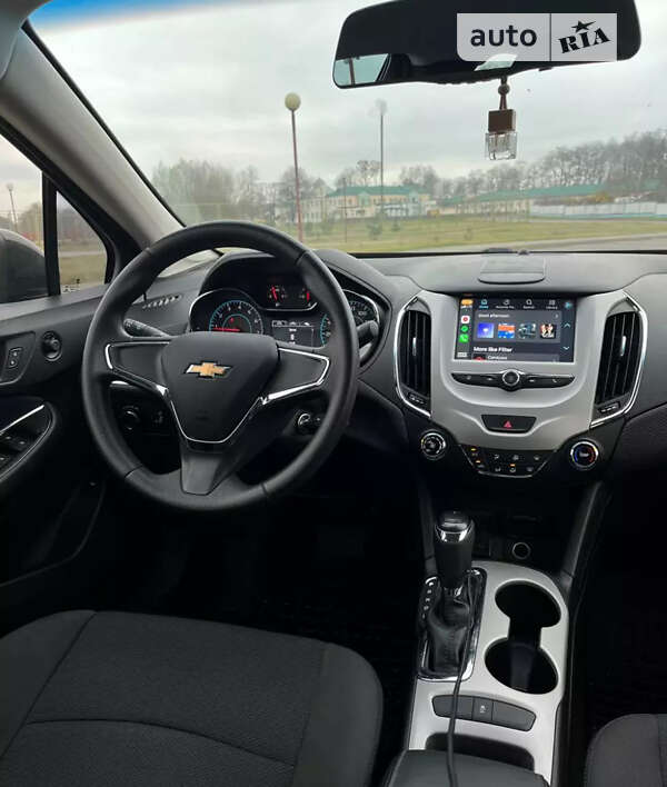 Седан Chevrolet Cruze 2017 в Самборі