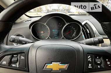 Седан Chevrolet Cruze 2014 в Днепре