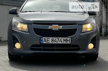 Седан Chevrolet Cruze 2014 в Днепре