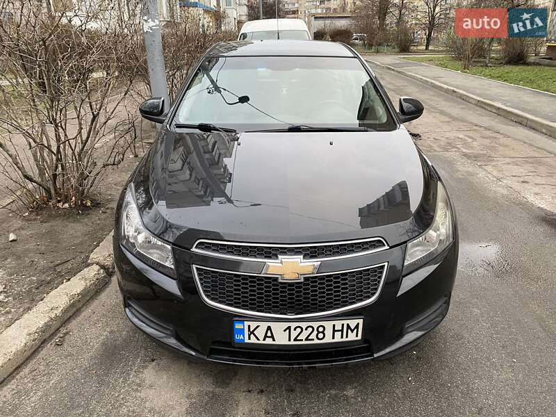 Седан Chevrolet Cruze 2014 в Киеве