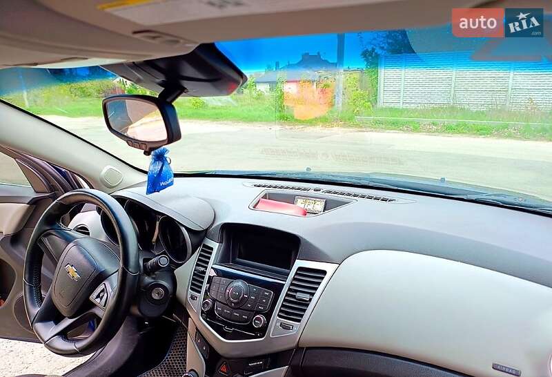 Седан Chevrolet Cruze 2012 в Харькове