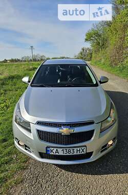 Седан Chevrolet Cruze 2014 в Киеве