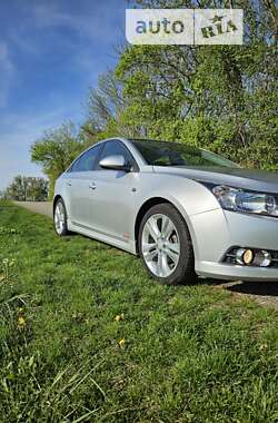 Седан Chevrolet Cruze 2014 в Киеве