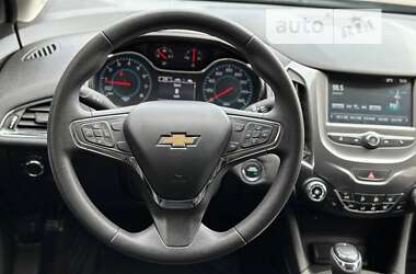 Седан Chevrolet Cruze 2017 в Киеве