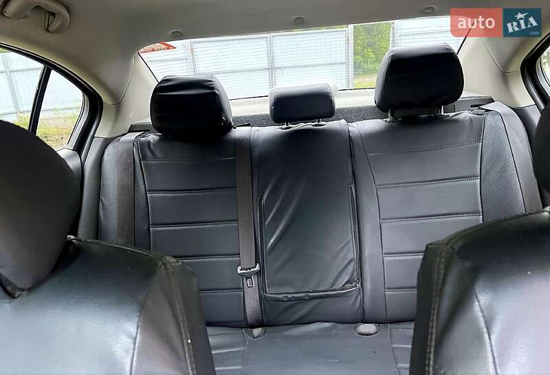 Седан Chevrolet Cruze 2009 в Чернигове