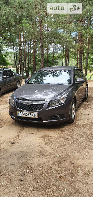 Хетчбек Chevrolet Cruze 2011 в Ніжині