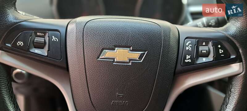 Седан Chevrolet Cruze 2014 в Кривом Роге