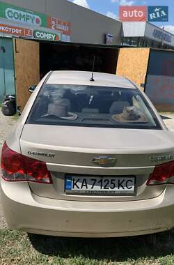 Седан Chevrolet Cruze 2010 в 