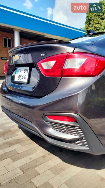 Седан Chevrolet Cruze 2017 в Киеве