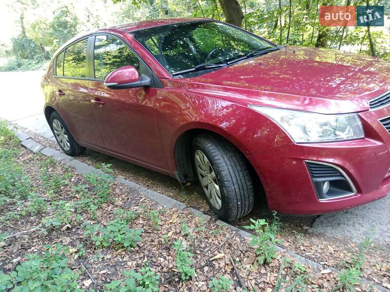 Хетчбек Chevrolet Cruze 2014 в Києві