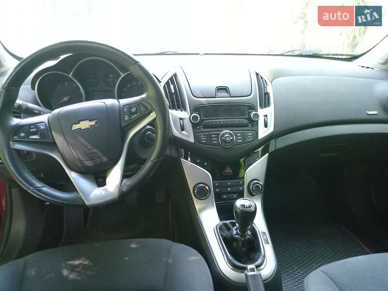 Хетчбек Chevrolet Cruze 2014 в Києві