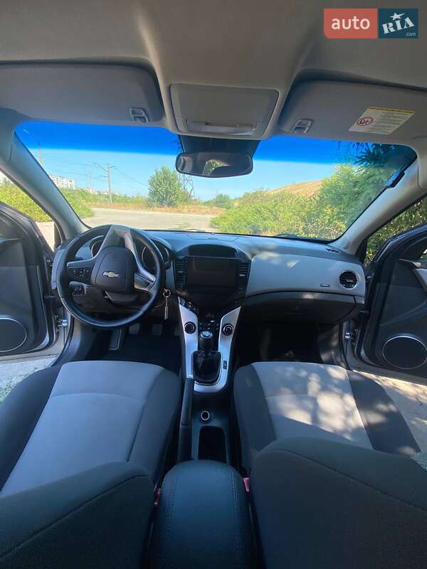 Седан Chevrolet Cruze 2009 в Покрове