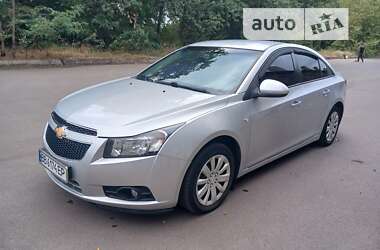 Седан Chevrolet Cruze 2010 в Днепре