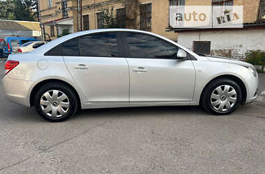 Седан Chevrolet Cruze 2012 в Хмельницькому