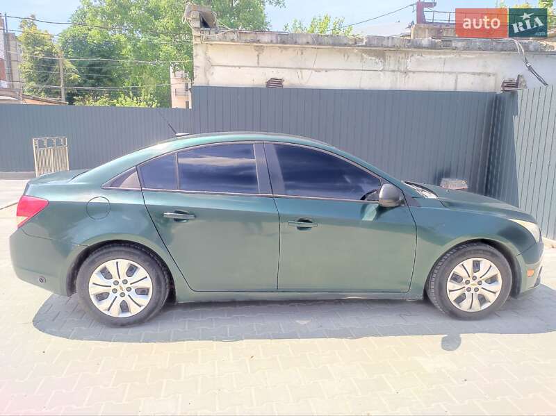 Седан Chevrolet Cruze 2013 в Тернополе