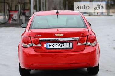 Седан Chevrolet Cruze 2014 в Дубні