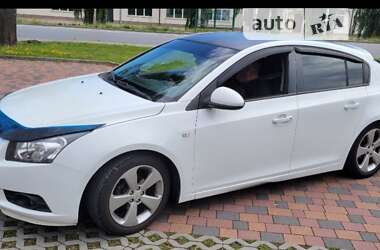 Хэтчбек Chevrolet Cruze 2011 в Запорожье