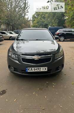 Седан Chevrolet Cruze 2010 в Києві