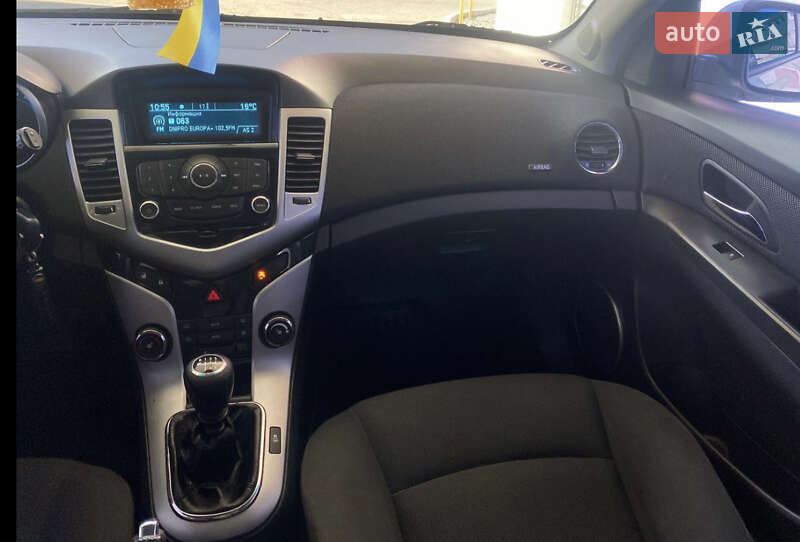 Хетчбек Chevrolet Cruze 2012 в Дніпрі