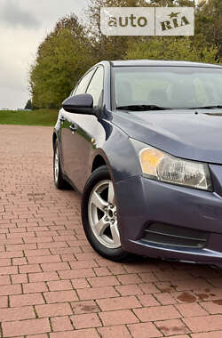 Седан Chevrolet Cruze 2013 в Трускавці