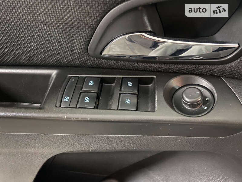 Седан Chevrolet Cruze 2015 в Умани