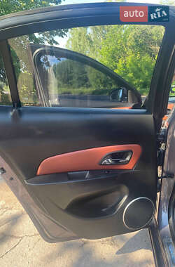 Седан Chevrolet Cruze 2011 в Житомире