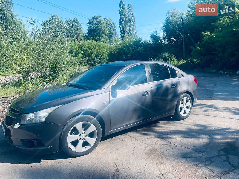 Седан Chevrolet Cruze 2011 в Житомирі