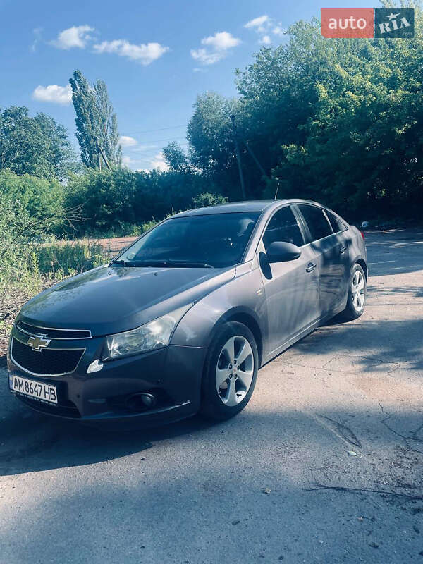 Седан Chevrolet Cruze 2011 в Житомирі