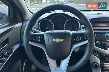 Хэтчбек Chevrolet Cruze 2011 в Буче