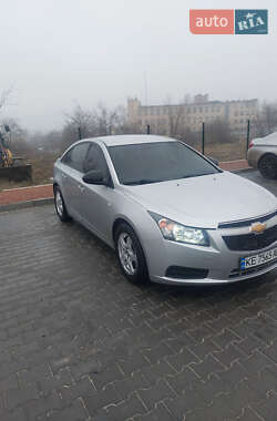 Седан Chevrolet Cruze 2015 в Кривому Розі