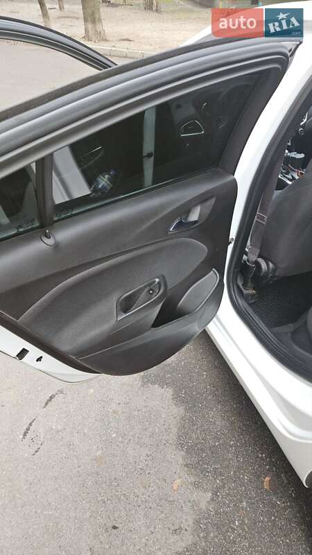 Седан Chevrolet Cruze 2016 в Києві