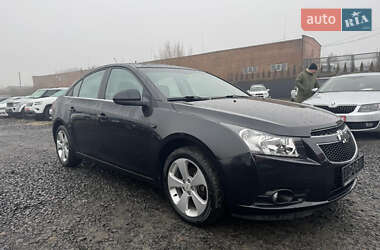 Седан Chevrolet Cruze 2009 в Луцьку