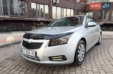 Седан Chevrolet Cruze 2011 в Івано-Франківську