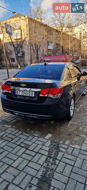 Седан Chevrolet Cruze 2014 в Івано-Франківську