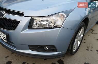 Седан Chevrolet Cruze 2010 в 