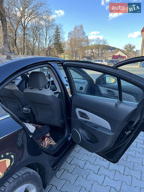Седан Chevrolet Cruze 2010 в Бережанах