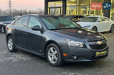 Седан Chevrolet Cruze 2013 в Чернівцях