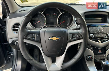 Седан Chevrolet Cruze 2012 в Тернополі