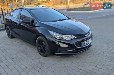 Седан Chevrolet Cruze 2017 в Рівному