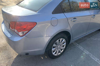 Седан Chevrolet Cruze 2009 в Полтаве