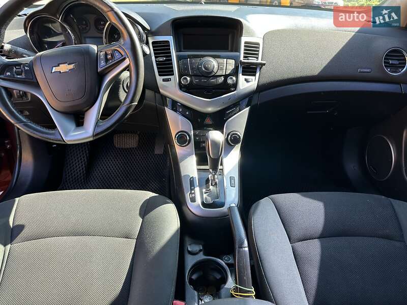 Седан Chevrolet Cruze 2011 в Чернигове фото 11 Седан Chevrolet Cruze 2011 в Чернигове
