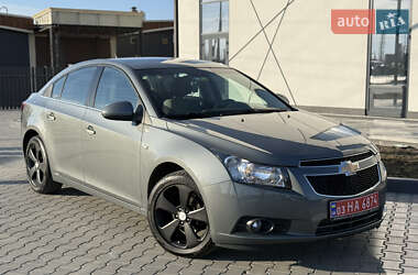 Седан Chevrolet Cruze 2012 в Луцке