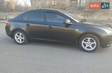 Седан Chevrolet Cruze 2011 в 