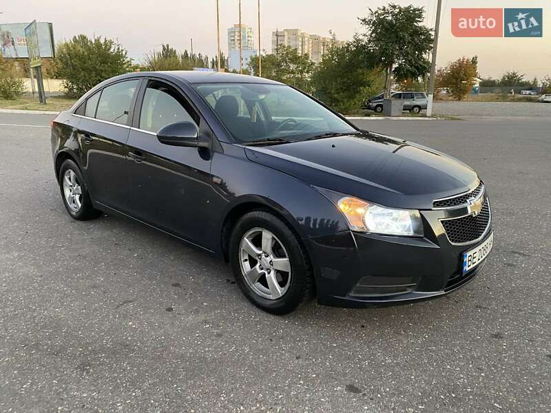 Седан Chevrolet Cruze 2013 в Николаеве