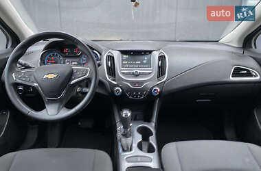 Седан Chevrolet Cruze 2016 в Киеве