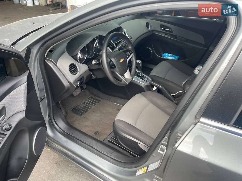 Седан Chevrolet Cruze 2009 в Києві