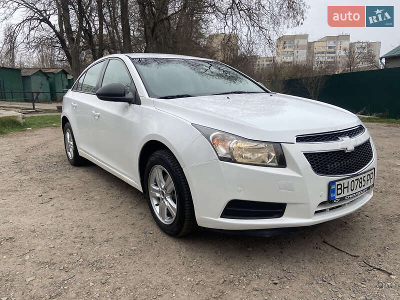 Седан Chevrolet Cruze 2013 в 