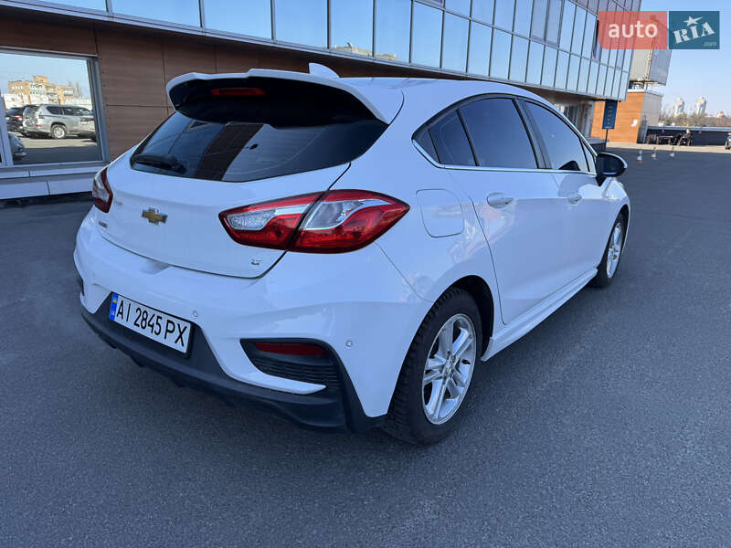 Хэтчбек Chevrolet Cruze 2017 в Софиевской Борщаговке