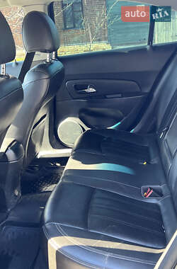 Седан Chevrolet Cruze 2013 в 