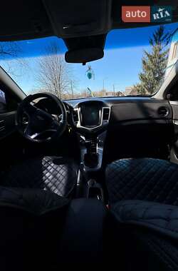 Седан Chevrolet Cruze 2011 в 